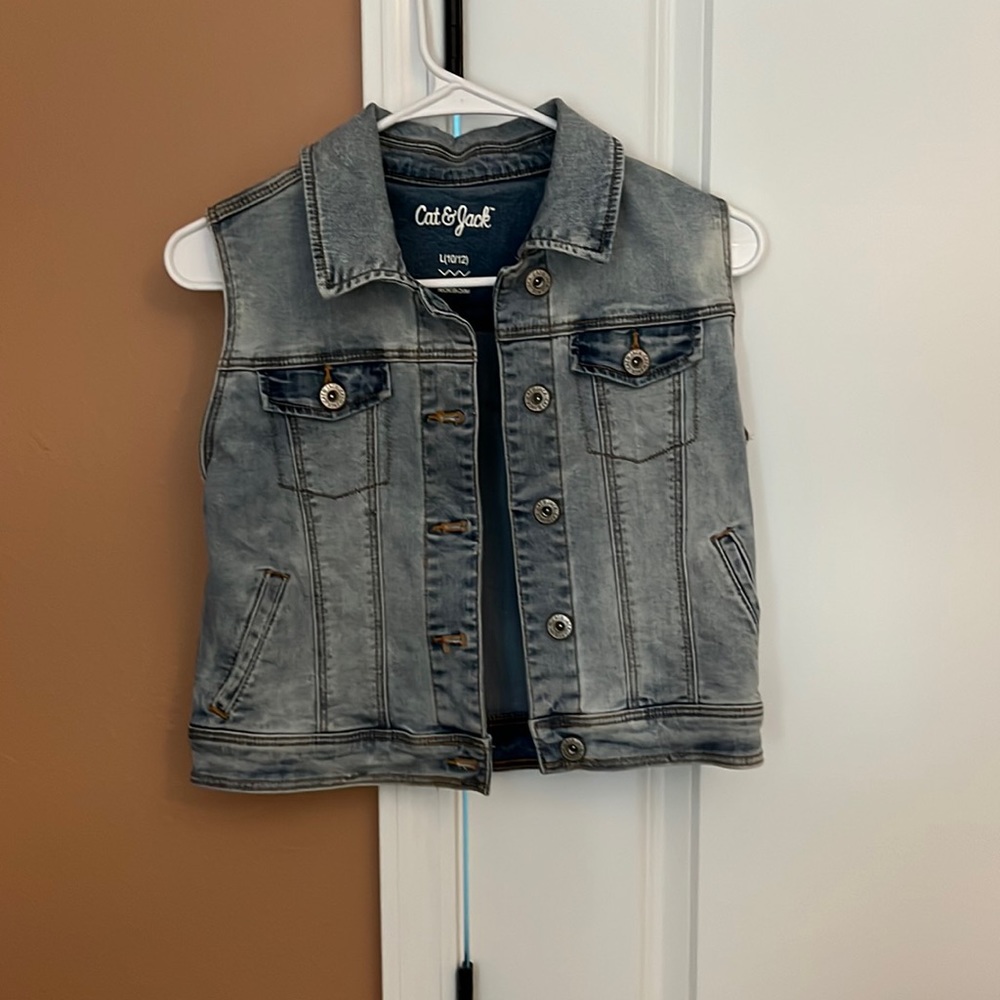 Light wash denim vest